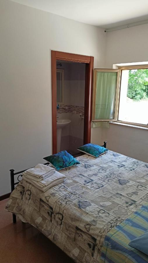 Marco - Camere Con Bagno Privato Vicino Al Centro Foligno Esterno foto
