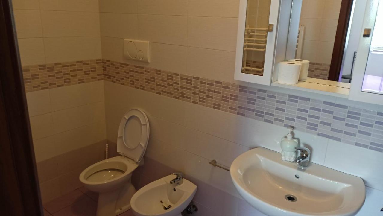 Marco - Camere Con Bagno Privato Vicino Al Centro Foligno Esterno foto