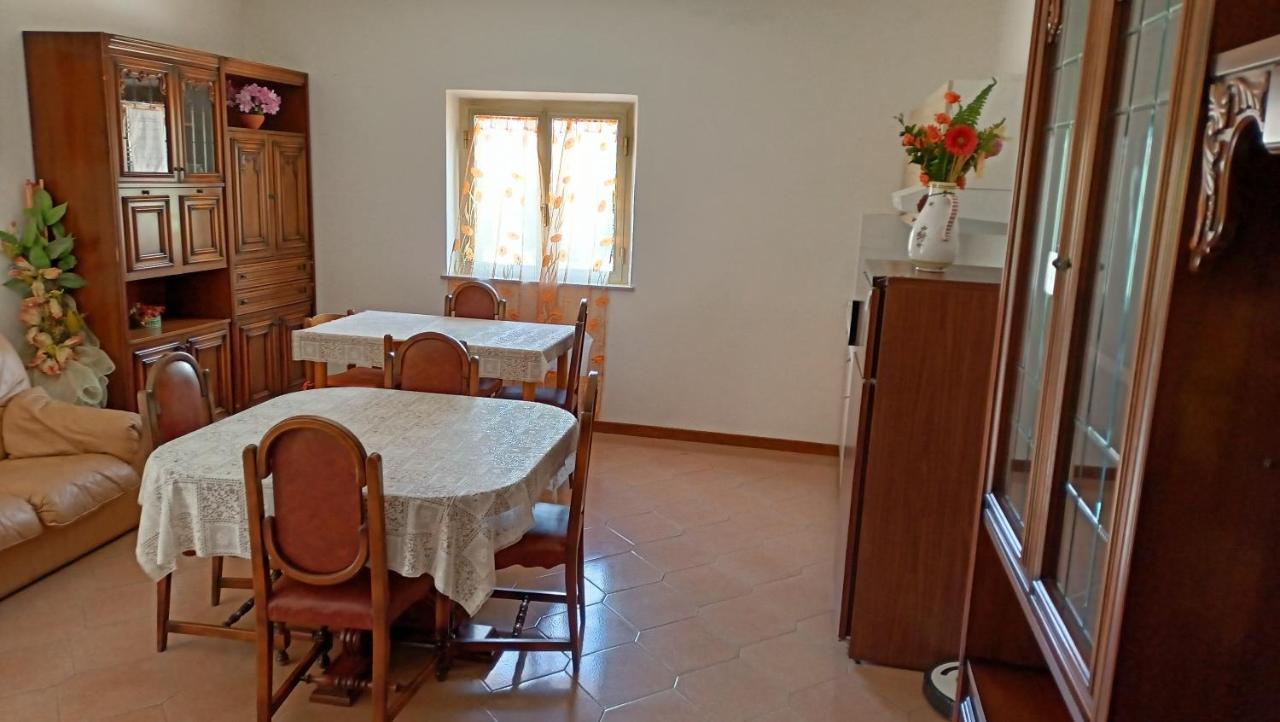 Marco - Camere Con Bagno Privato Vicino Al Centro Foligno Esterno foto